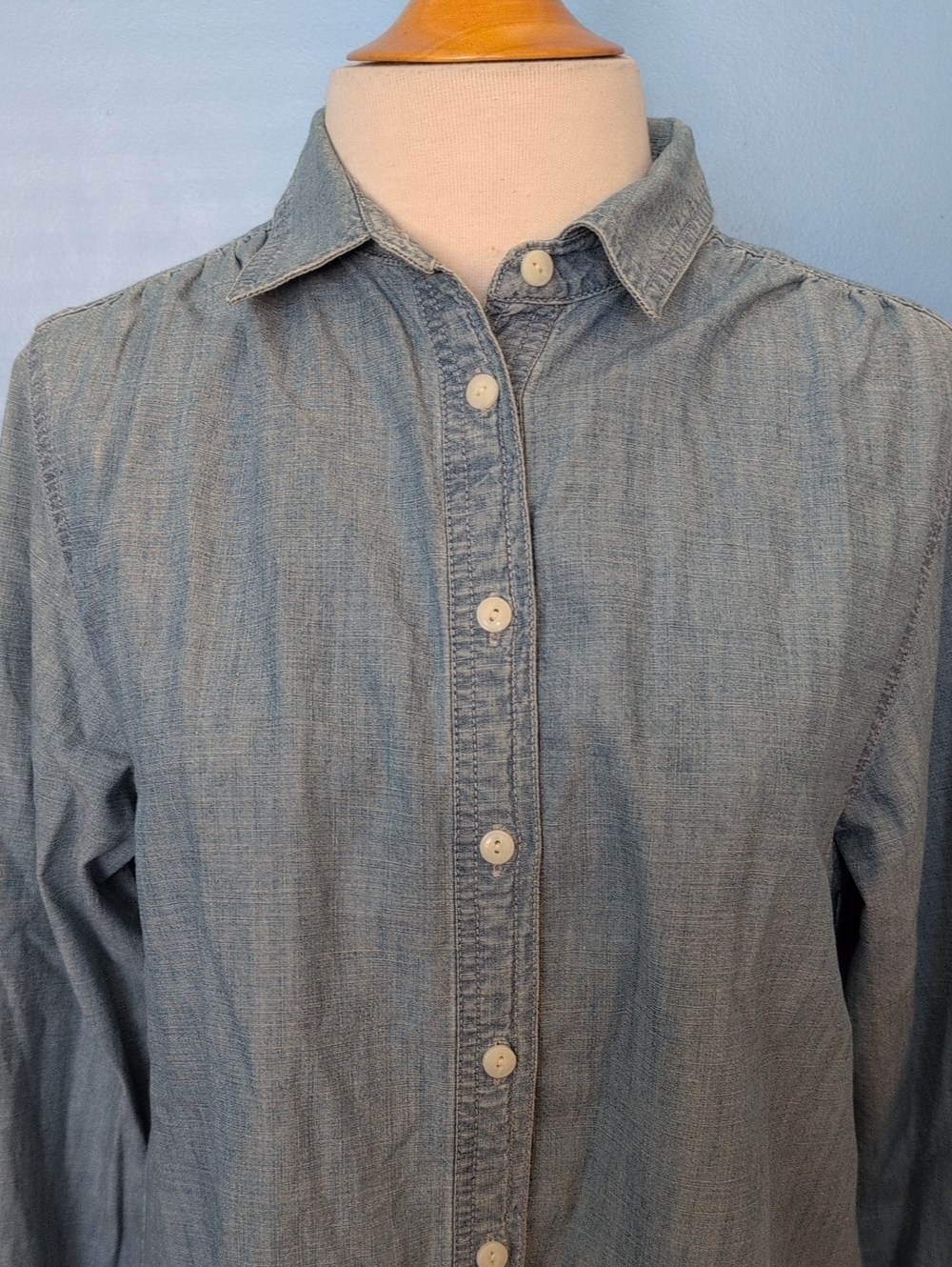 J. Crew Women's Light Wash Chambray Button Down Shirt